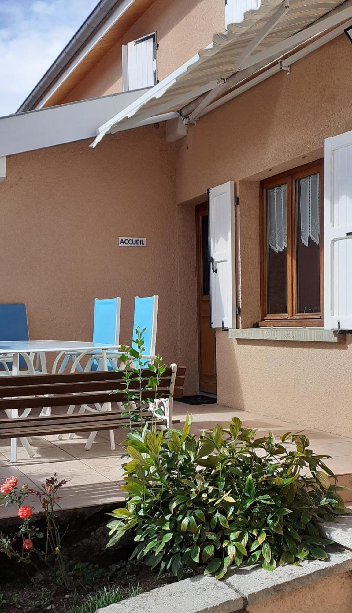 Le Clos Du Jubin Tarare Exterior photo